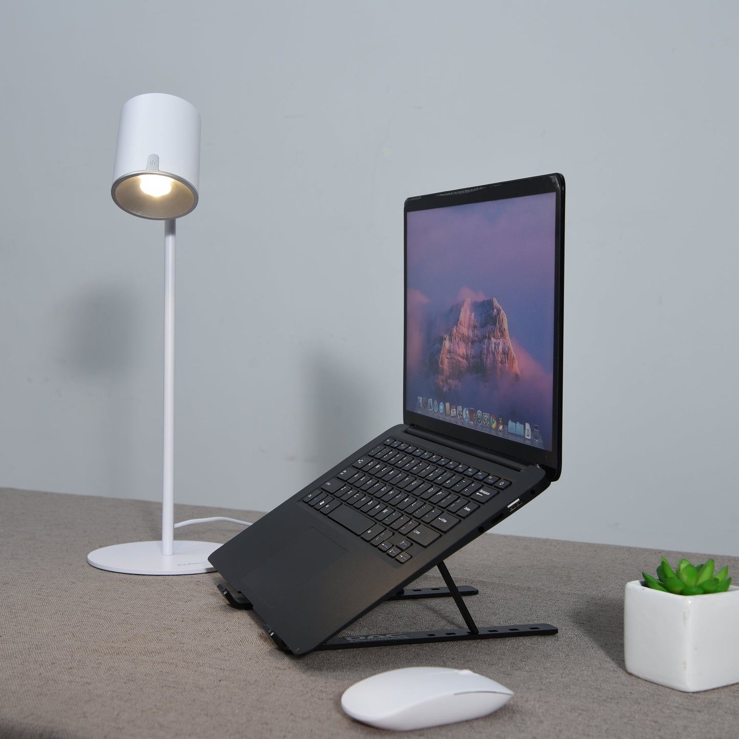 DAC® MP-324 Metal LED Desk Lamp with 340° Rotating Head, White